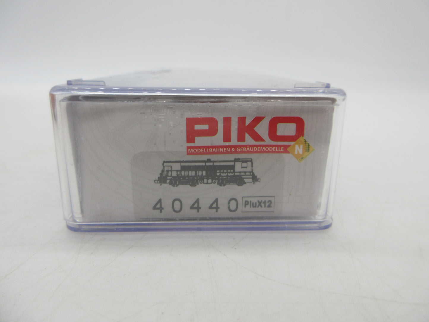 Piko N - 40440 - Dieselloc, Serie 2200 van de NS - Digitaal