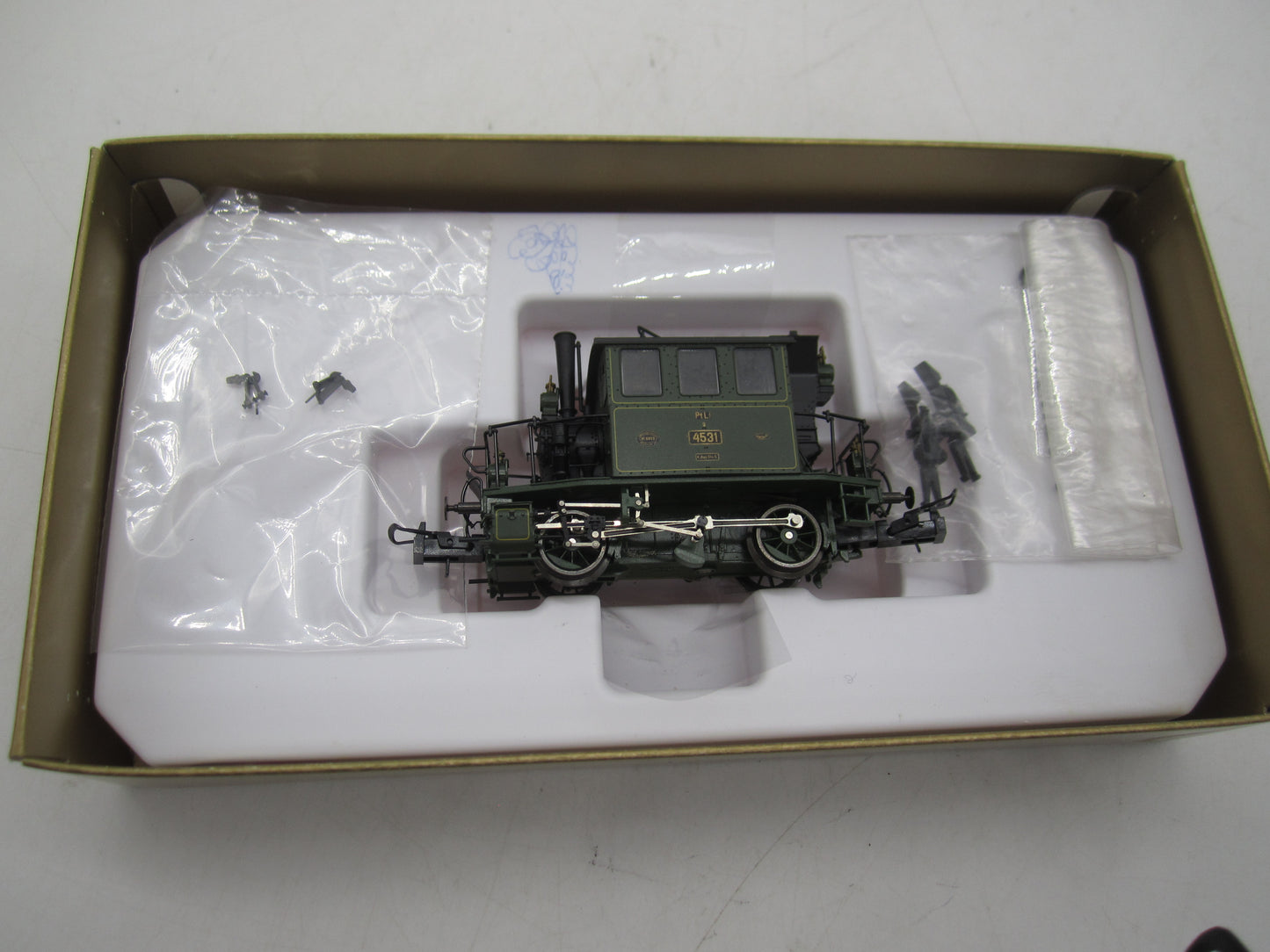 Trix H0 - 22410 - Tenderloc, PtL 2/2 "Glaskasten  van de K.Bay.St.B.