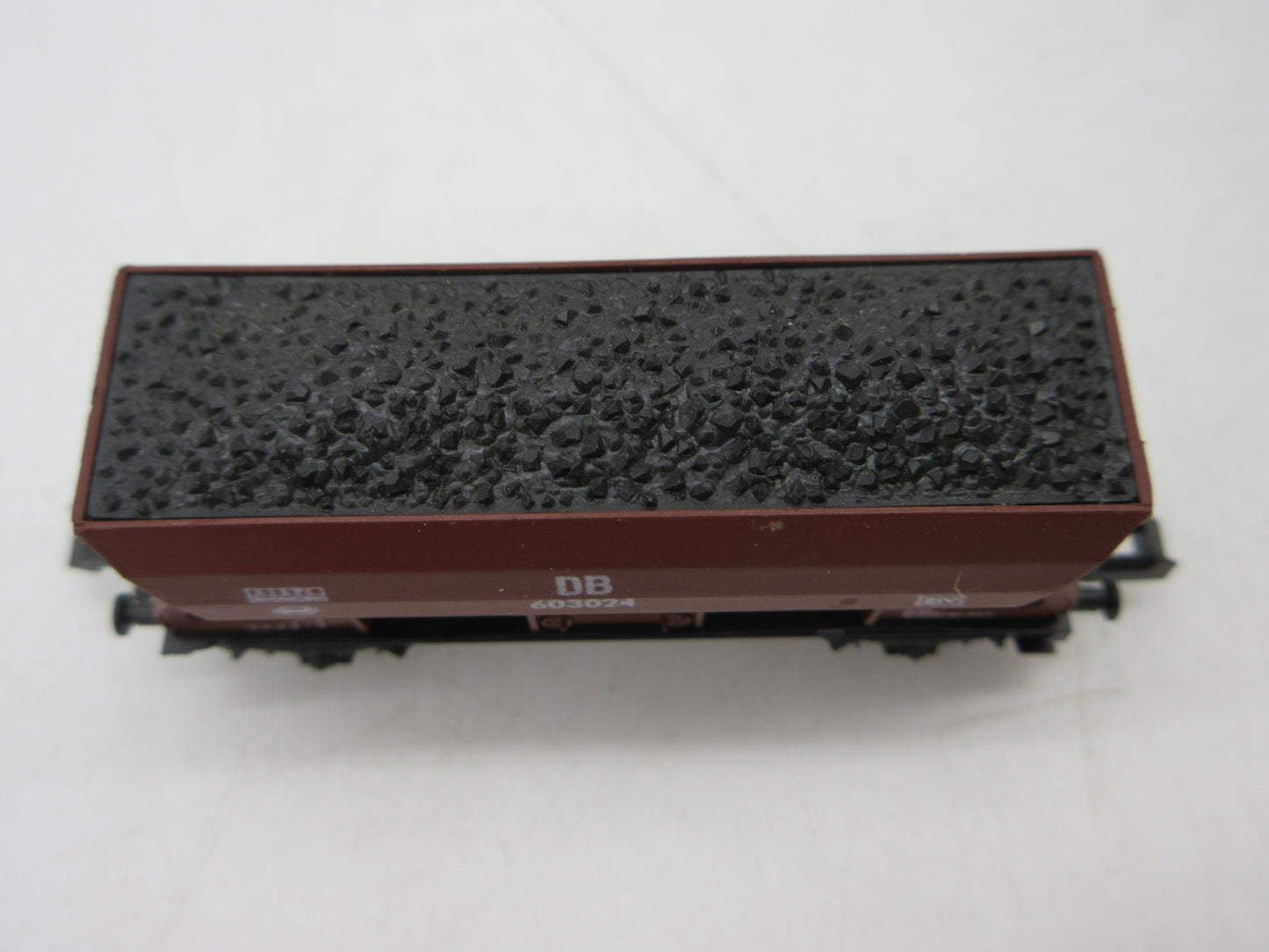 Roco N - 2318 - Onderlosser, met lading van de DB