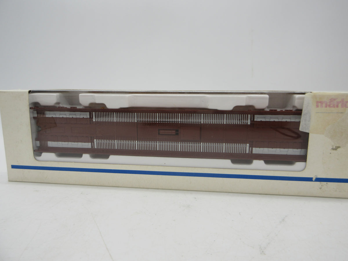 Märklin H0 - 4741 - Lagevloerwagen "Rollende Landstrasse" van de DB