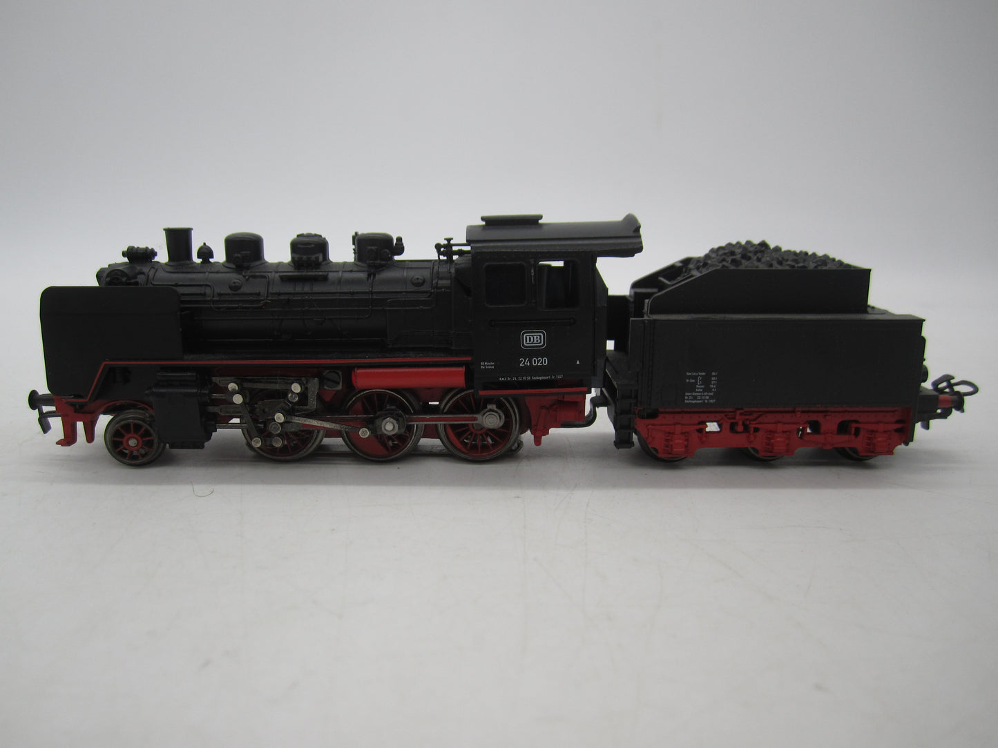 Märklin H0 - 30033 - Stoomloc met tender, BR 24 van de DB, digitaal