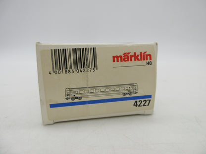 Märklin H0 - 4227 - Personenwagen 2e klas IC van de DB