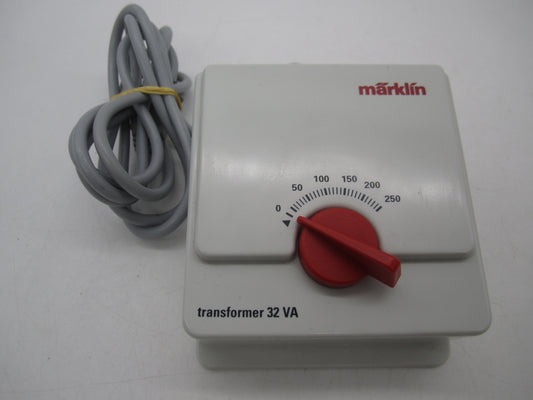 Märklin H0 - 6647 - Trafo 32VA