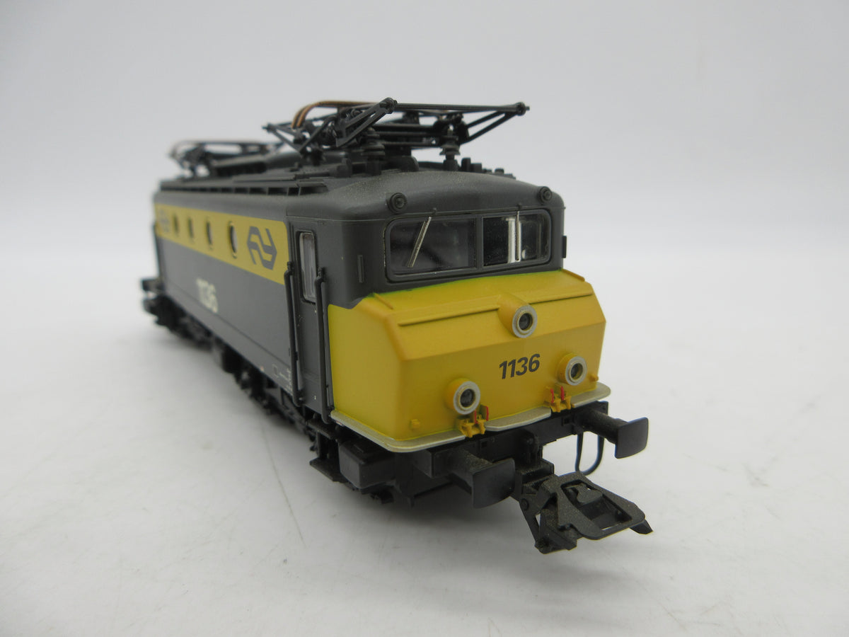 Märklin H0 - 37243 - Dubbelset Serie 1100 van de NS, met kist - MFX/Tyfoon