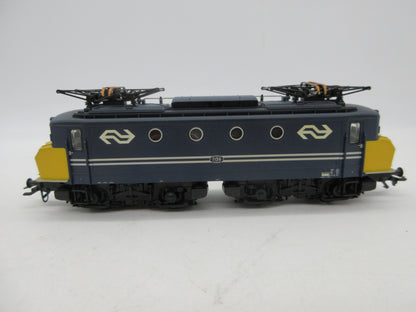 Märklin H0 - 37243 - Dubbelset Serie 1100 van de NS, met kist - MFX/Tyfoon