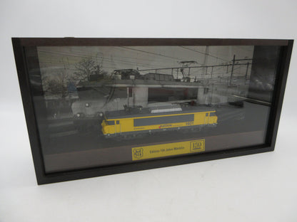 Märklin H0 - 37268 - Elektrische locomotief serie 1600 in vitrine van de NS - MFX/Tyfoon