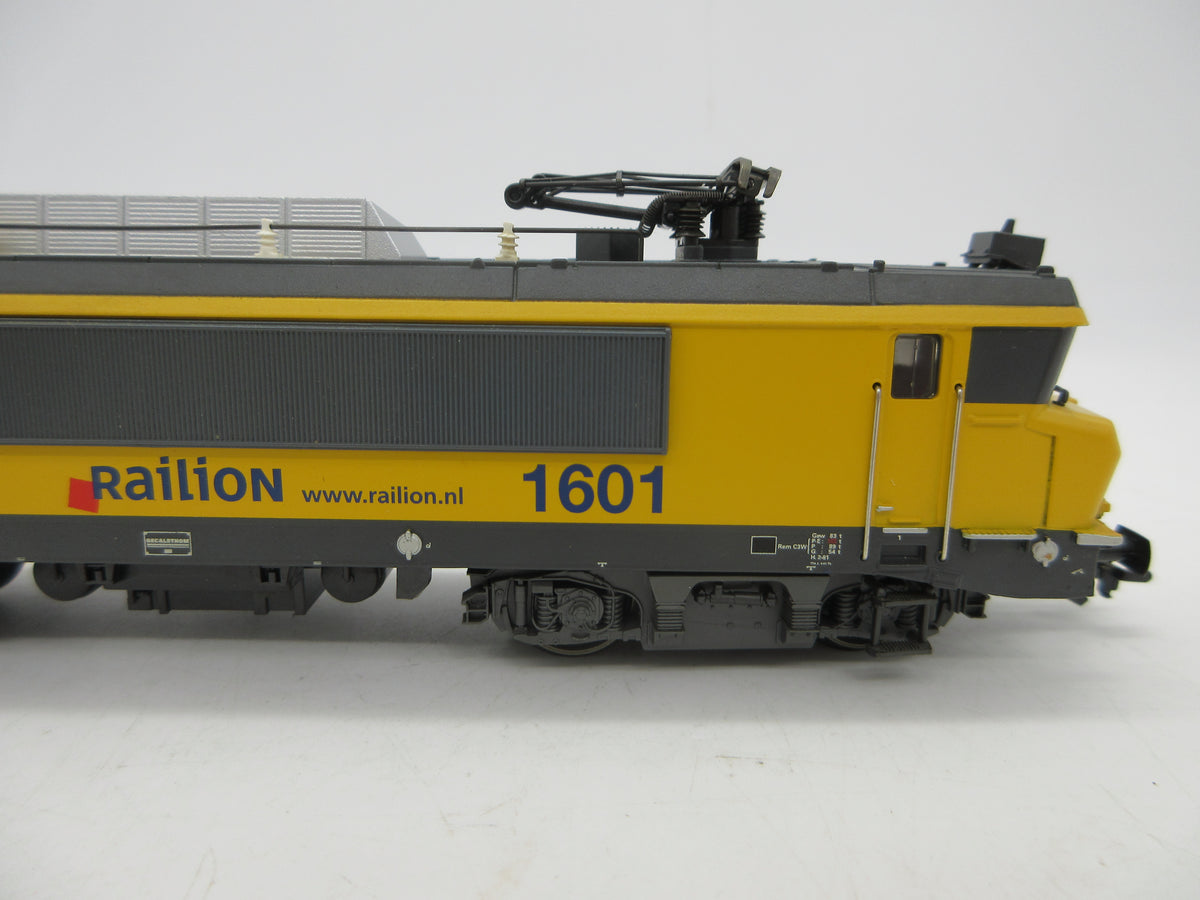 Märklin H0 - 37268 - Elektrische locomotief serie 1600 in vitrine van de NS - MFX/Tyfoon