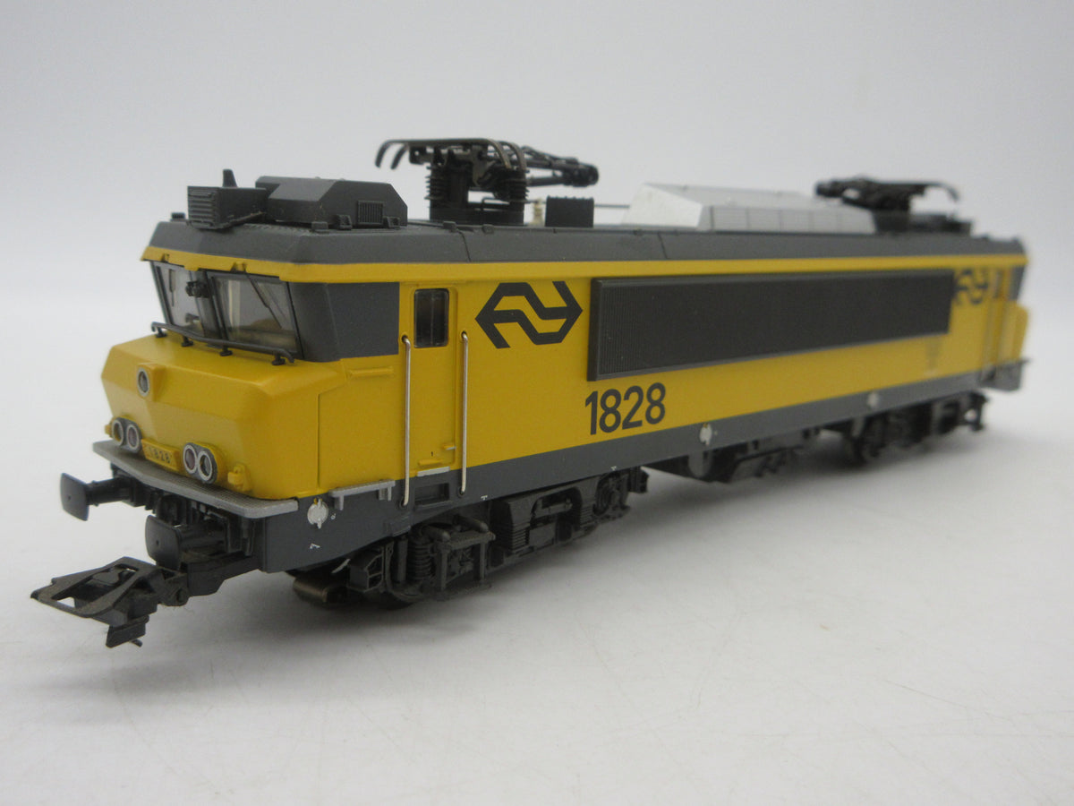 Märklin H0 - 26561 - Zesdelige 'ICL-Set' met Serie 1800 en ICK rijtuigen van de NS - MFX/Tyfoon