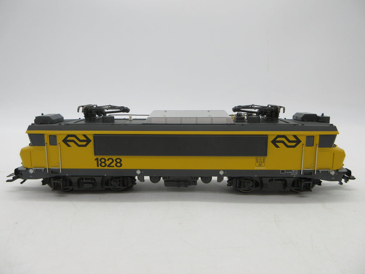 Märklin H0 - 26561 - Zesdelige 'ICL-Set' met Serie 1800 en ICK rijtuigen van de NS - MFX/Tyfoon