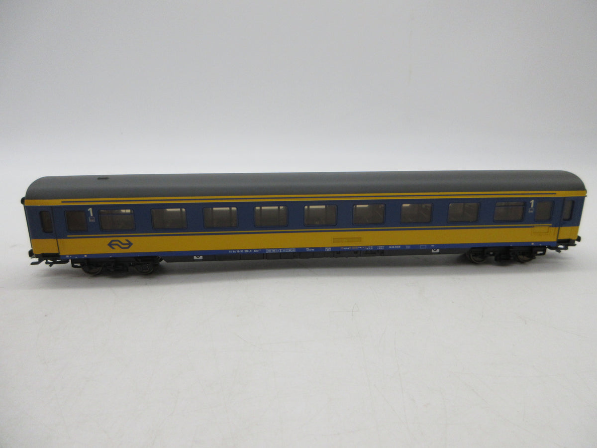 Märklin H0 - 26561 - Zesdelige 'ICL-Set' met Serie 1800 en ICK rijtuigen van de NS - MFX/Tyfoon