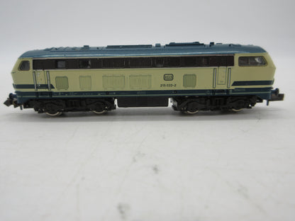 Roco N - N23421 - Dieselloc, BR 215 an de DB - Digitaal