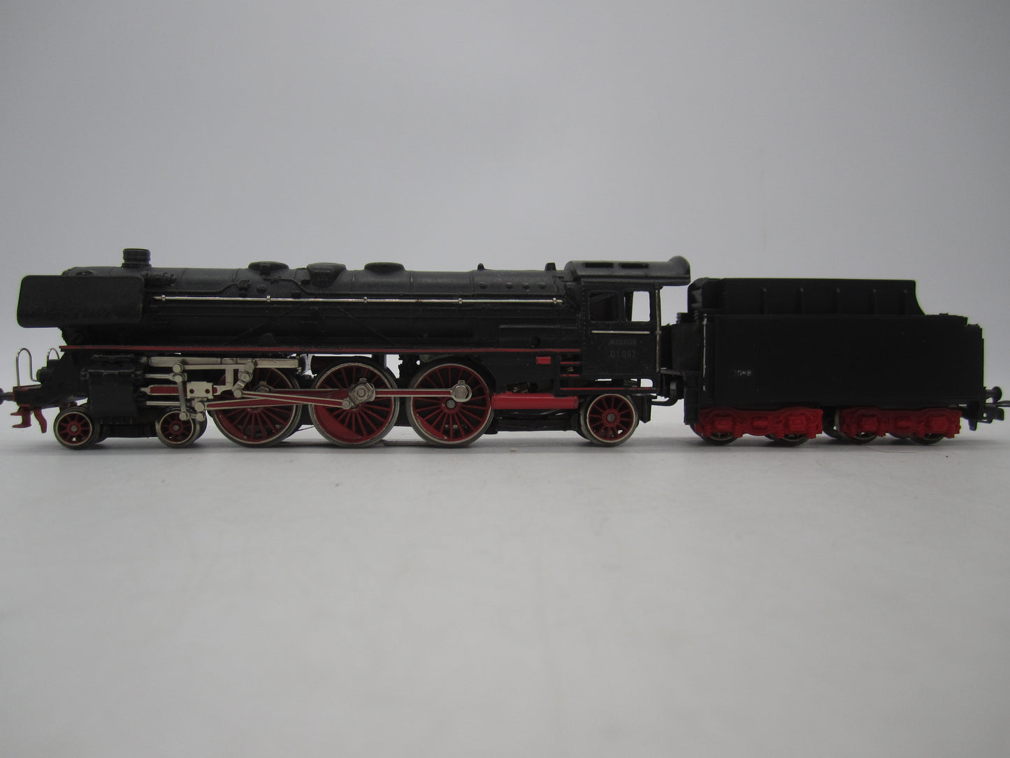 Märklin H0 - 3048 - Stoomloc met tender, BR 01 van de DB - Digitaal
