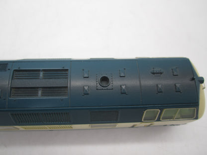 Märklin H0 - 3581 - Diesellocomotief, BR 221 van de DB - FX Digitaal/Sound