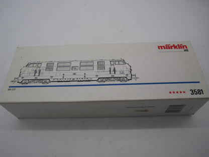 Märklin H0 - 3581 - Diesellocomotief, BR 221 van de DB - FX Digitaal/Sound