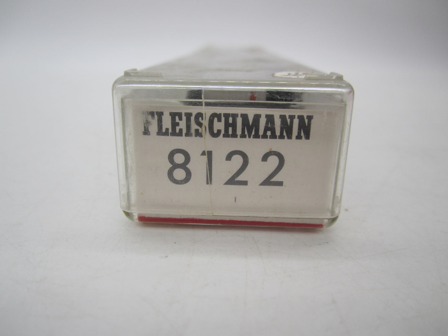 Fleischmann Piccolo N - 8122 - 2e klas rijtuig 'Silberlinge' van de DB, met verlichting