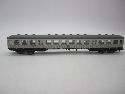 Fleischmann Piccolo N - 8122 - 2e klas rijtuig 'Silberlinge' van de DB, met verlichting