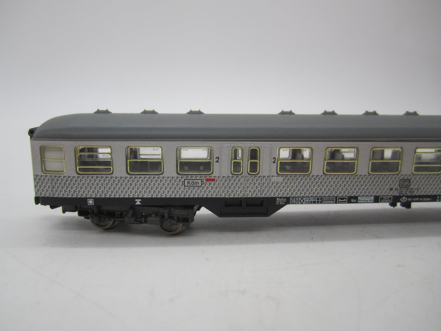 Fleischmann Piccolo N - 8122 - 2e klas rijtuig 'Silberlinge' van de DB, met verlichting