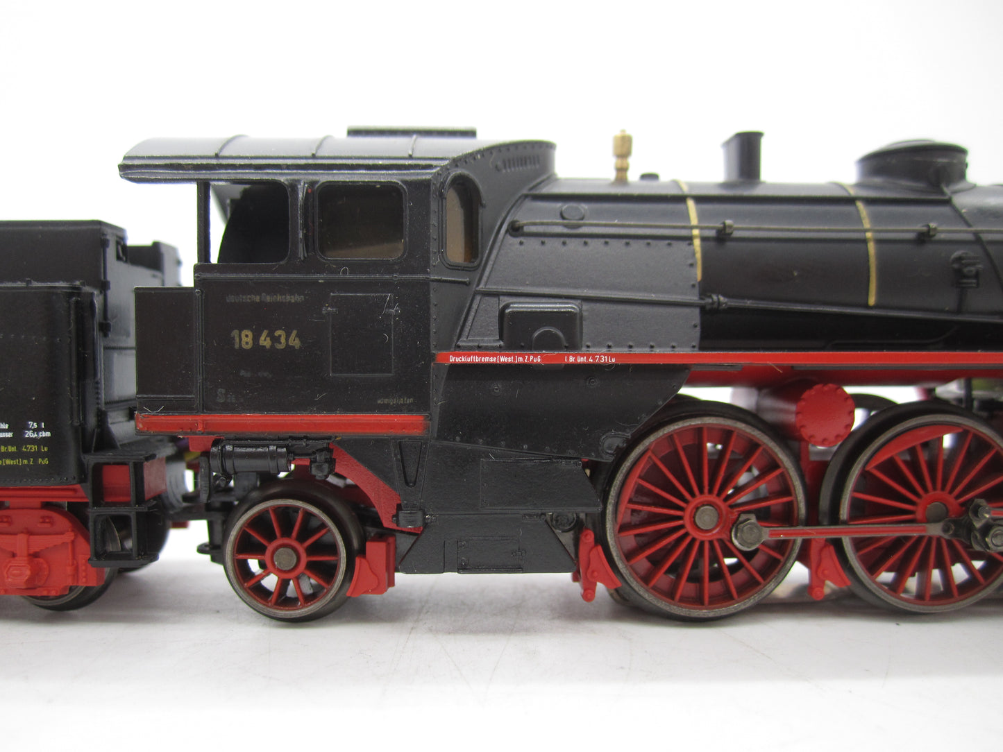Märklin H0 - 3318 - Stoomloc met tender, BR 18.4 van de DRG - Digitaal