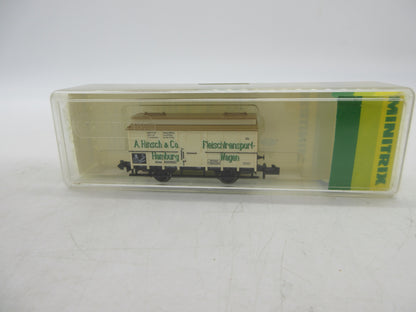 Minitrix N - 13646 - Gesloten goederenwagen "A. Hinsch & Co Fleischtransport" van de KPEV