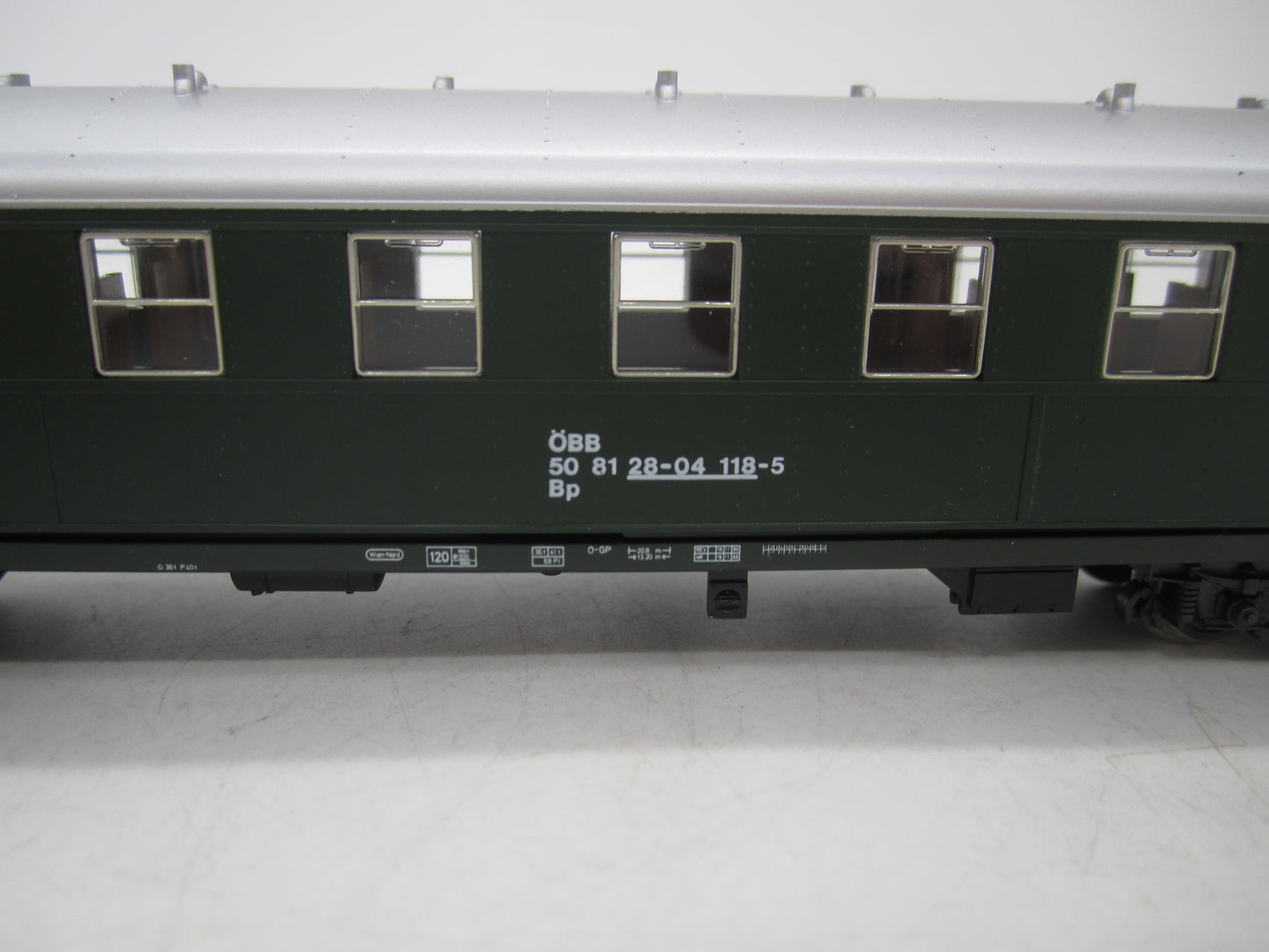 Märklin H0 - 4241 - Personenrijtuig 2e klas van de ÖBB