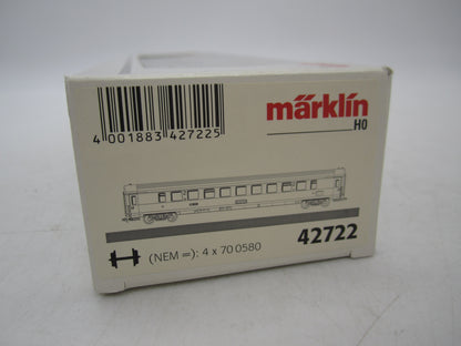 Märklin H0 - 42722 - Personenrijtuig 2e klas van de ÖBB, met verlichting