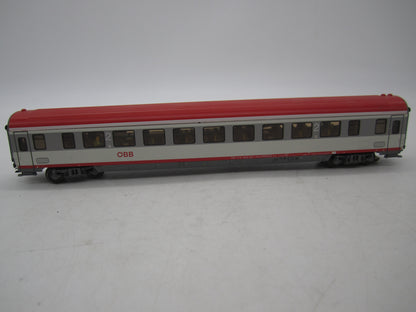Märklin H0 - 42722 - Personenrijtuig 2e klas van de ÖBB, met verlichting