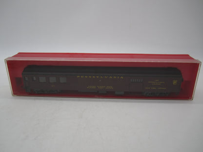 Rivarossi H0 - 2733 - Combinatie rijtuig met post compartiment Pennsylvania Railroad, met verlichting