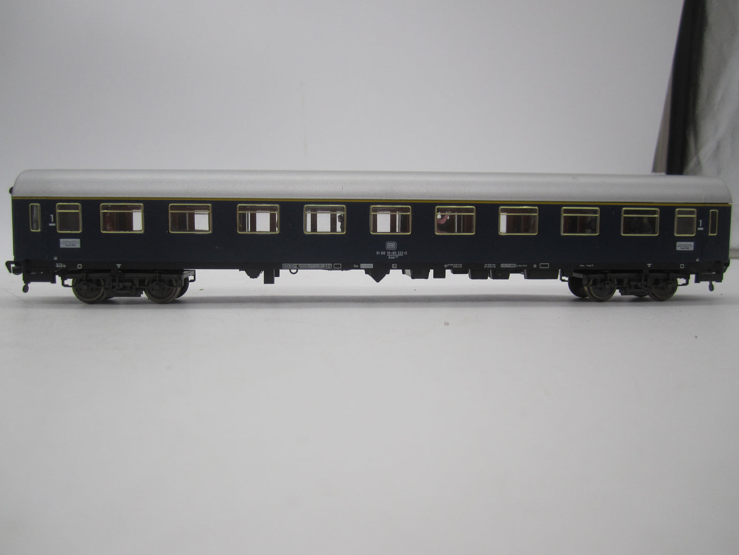 Fleischmann H0 - 5103 - Personenwagen 1e klas van de DB, met verlichting