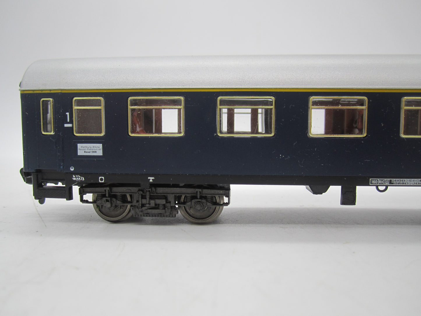 Fleischmann H0 - 5103 - Personenwagen 1e klas van de DB, met verlichting