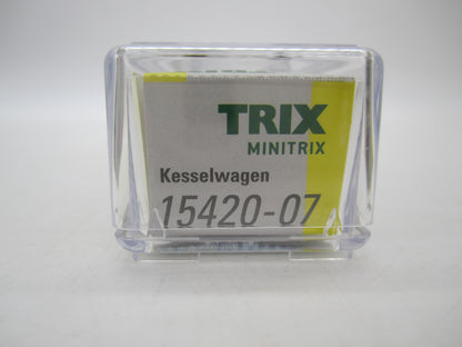 Minitrix N - 15420-07 - Ketelwagen "Esso" van de DB