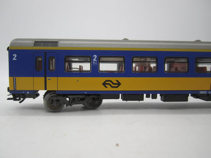 Märklin H0 - 4165 - Personenwagen 2e klas van de NS, met verlichting en kortkoppelingen