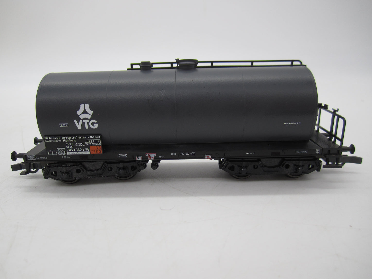 Trix H0 - 23819 - 2-delige ketelwagenset "VTG" van de DB