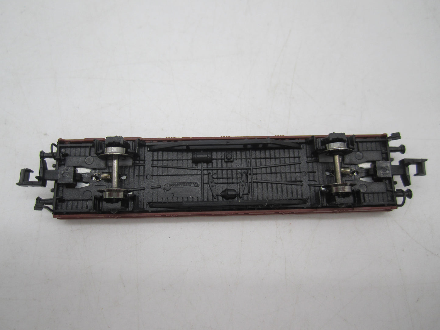 Hobbytrain N - H23817 - Platte wagen met truck "Limonade" van de DB