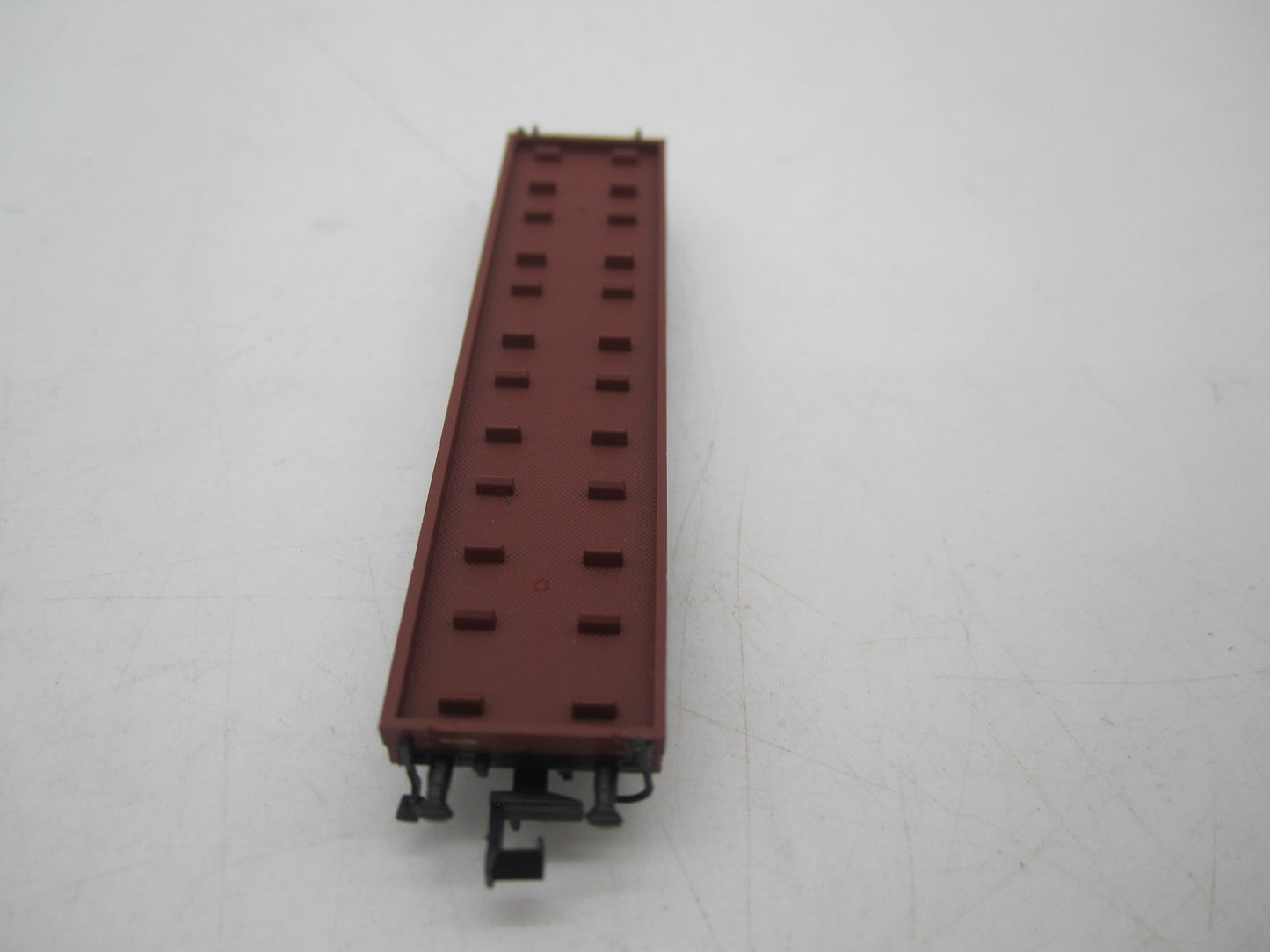 Hobbytrain N - H23818 - Platte wagen met truck van de DB