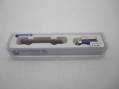 Hobbytrain N - H23817 - Platte wagen met truck "der Milchbauer" van de DB