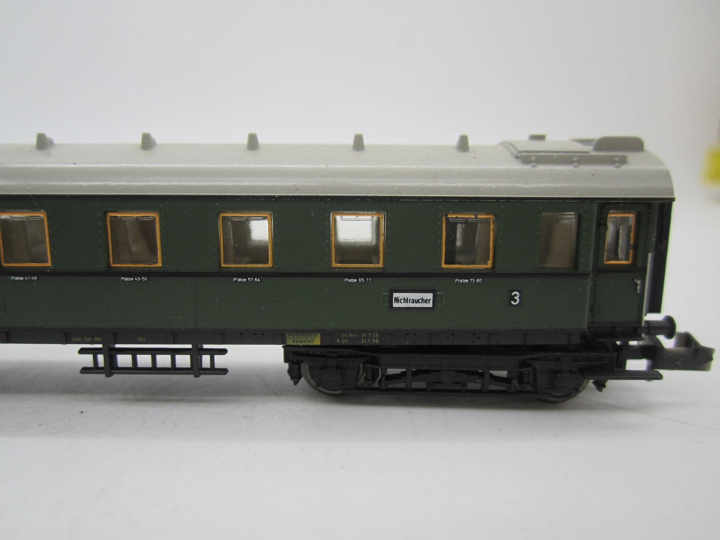 Minitrix N - 51 3071 00 - Personenrijtuig 3e klas van de DRG, met verlichting