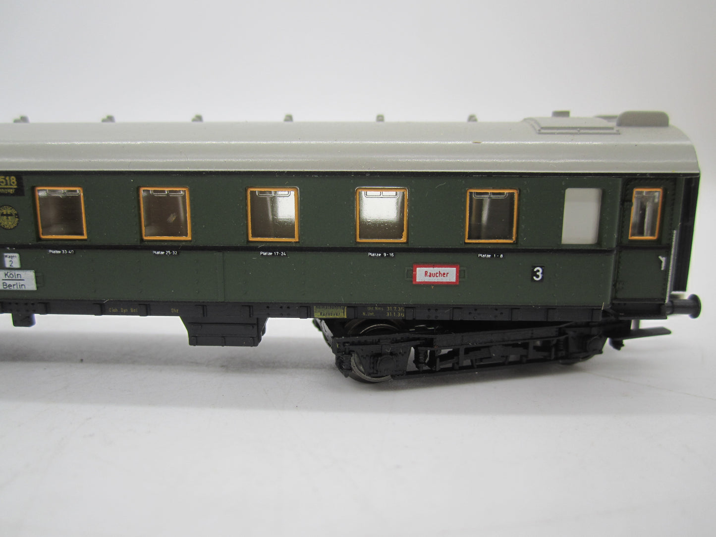 Minitrix N - 51 3071 00 - Personenrijtuig 3e klas van de DRG, met verlichting