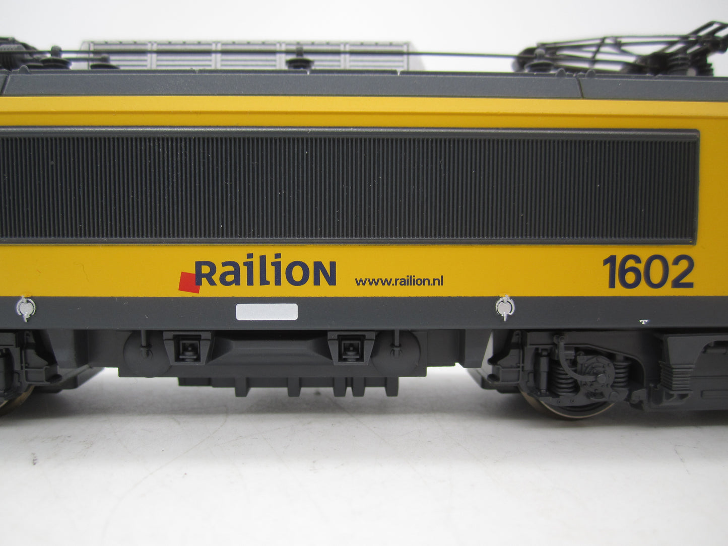 Roco H0 - 63553 - E-loc, Serie 1600 "Schiphol" van Railion - Digitaal Voorbereid