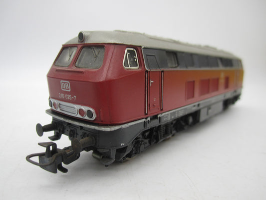 Märklin H0 - 3075 - Dieselloc, BR 216 van de DB - Analoog