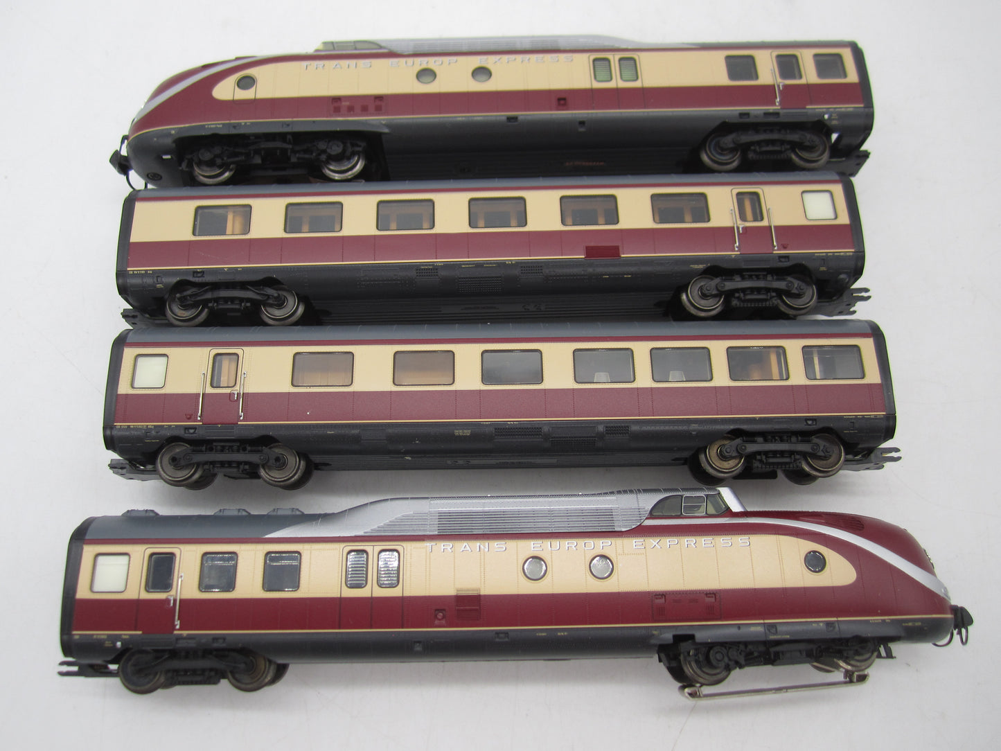 Märklin H0 - 37605 - 4-delig dieseltreinstel VT11.5 TEE van de DB - FX/Sound