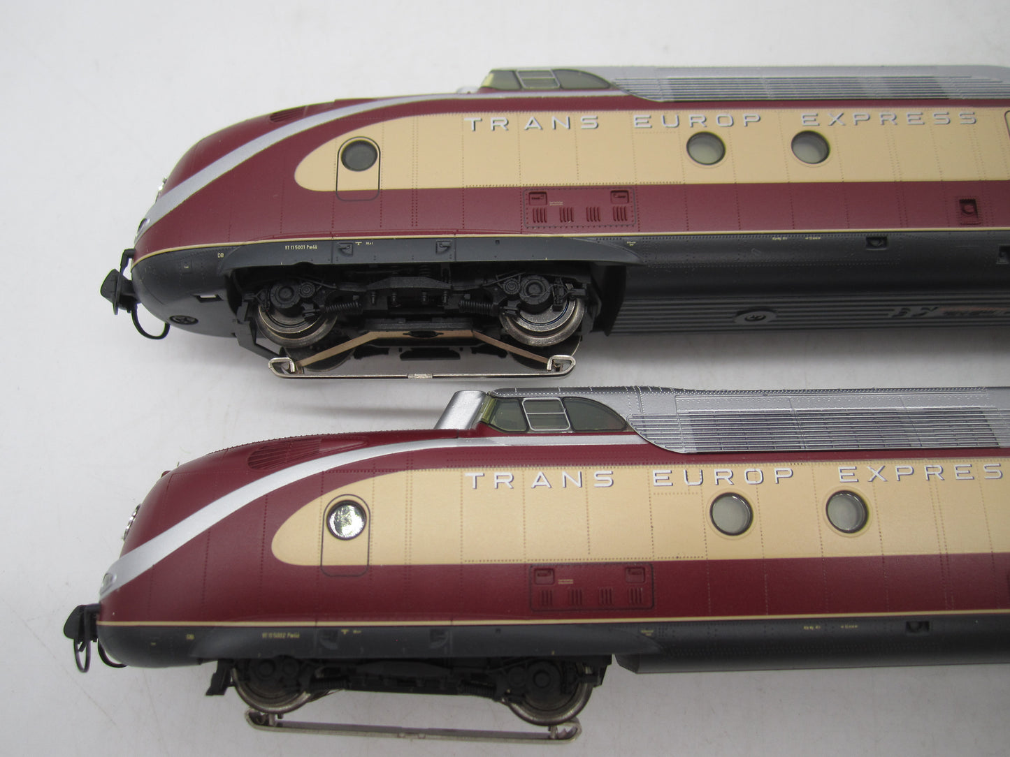 Märklin H0 - 37605 - 4-delig dieseltreinstel VT11.5 TEE van de DB - FX/Sound