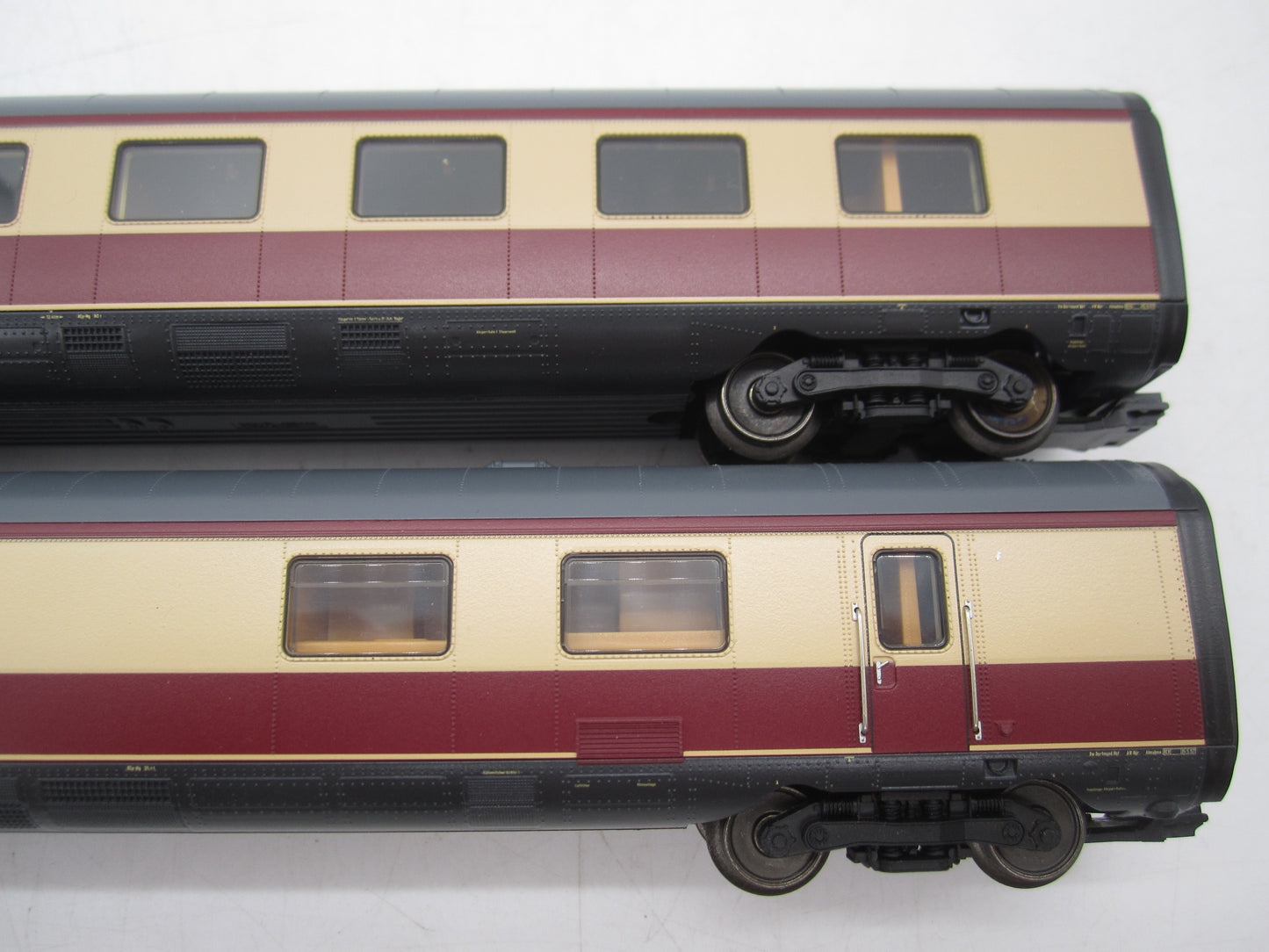 Märklin H0 - 37605 - 4-delig dieseltreinstel VT11.5 TEE van de DB - FX/Sound