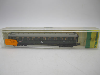 Minitrix N - 51 3070 00 - Personenrijtuig 3e klas van de DRG
