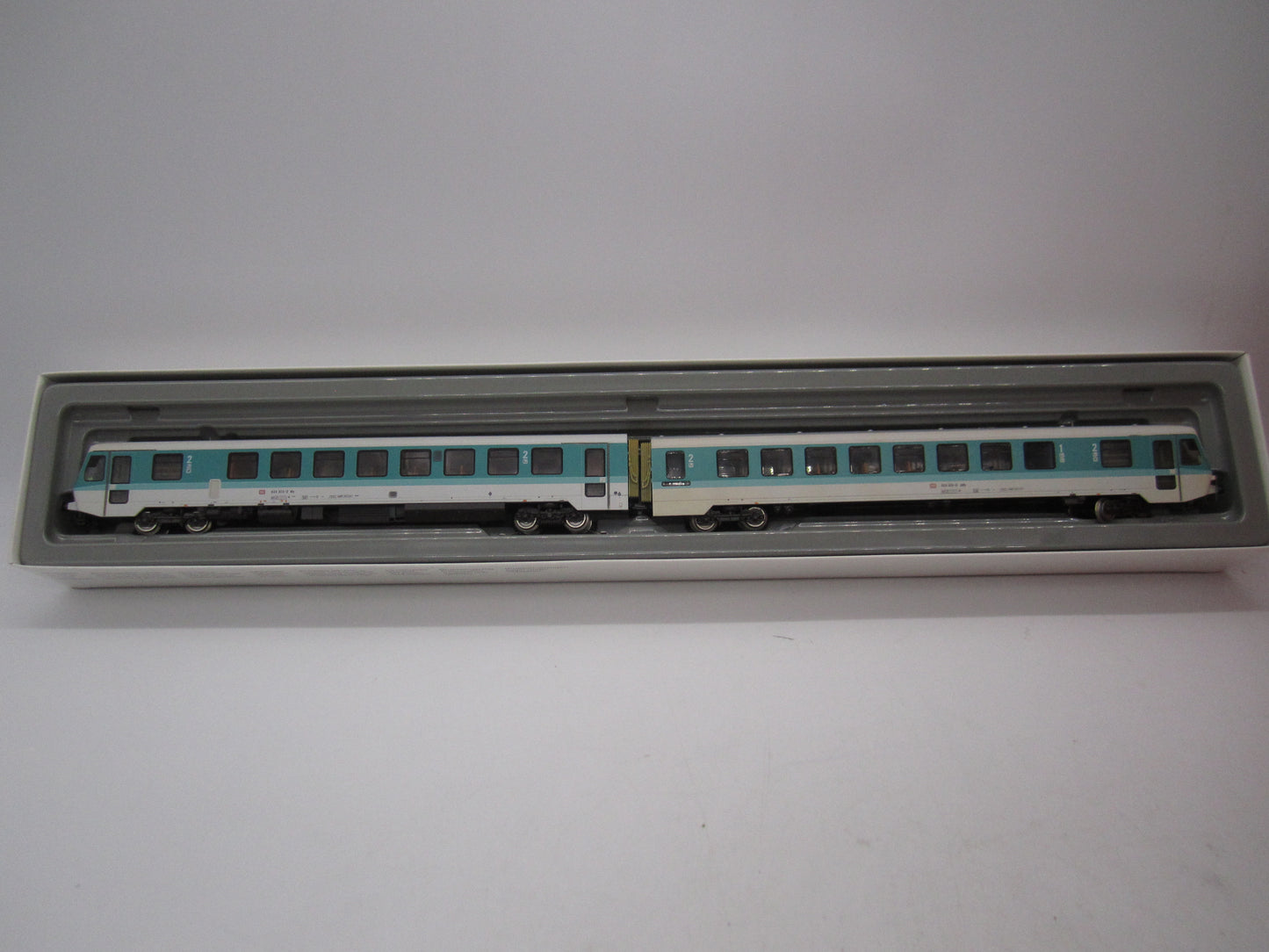 Märklin H0 - 3376 - Tweedelig treinstel BR 628 van de DB - Analoog