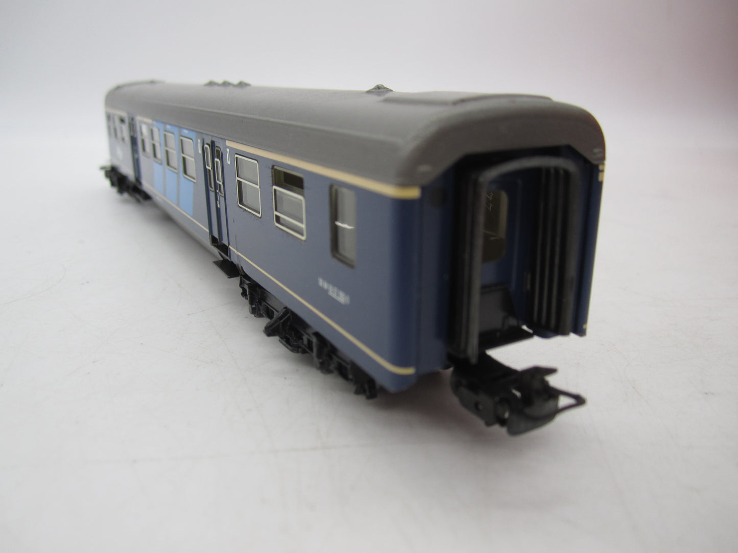 Märklin H0 - 4117 - Personenwagen 2e klas Plan E van de NS